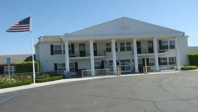 The facilities at Royale Therapeutic Residential Center in Santa Ana, CA 1